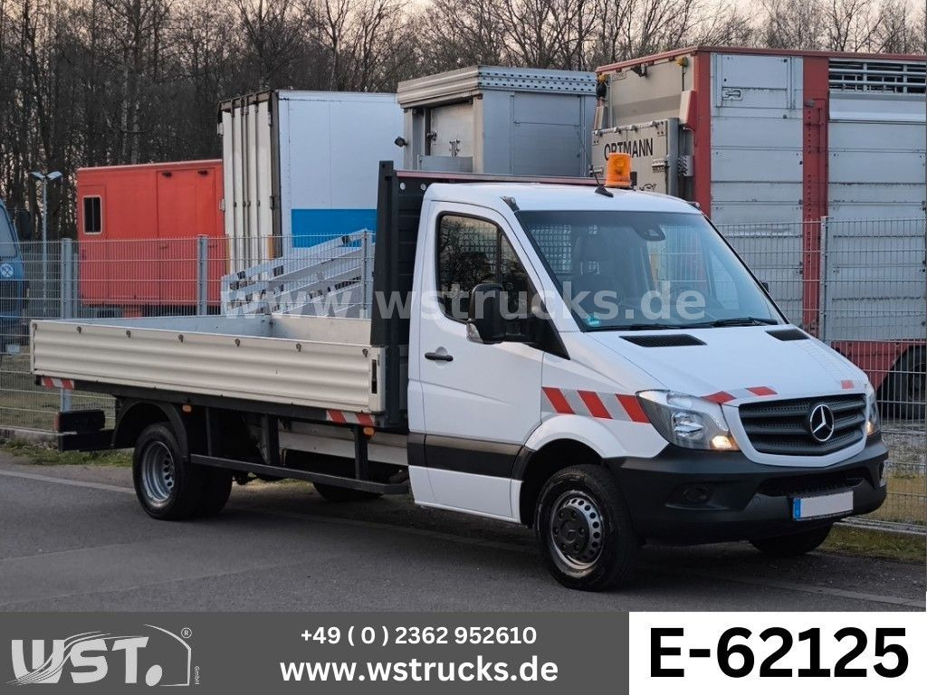 Mercedes-Benz Sprinter II Pritsche 516 CDI *NEUWERTIG* - Малотоннажный бортовой грузовик: фото 1 Mercedes-Benz Sprinter II Pritsche 516 CDI *NEUWERTIG* - Малотоннажный бортовой грузовик: фото 1