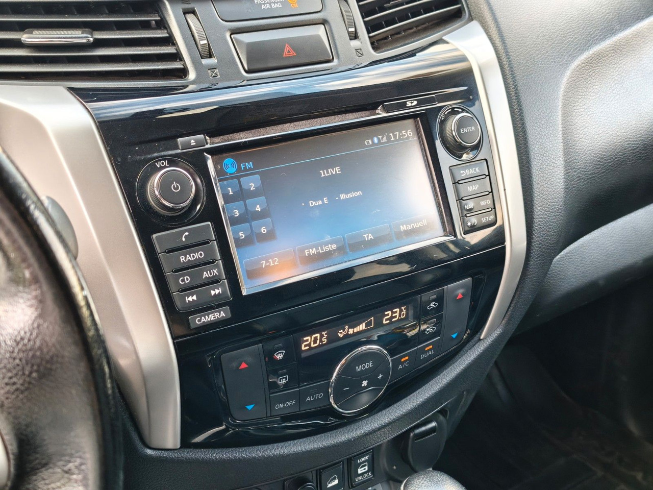 Внедорожник Nissan Navara NP300 N-Guard Double Cab 4x4: фото 23