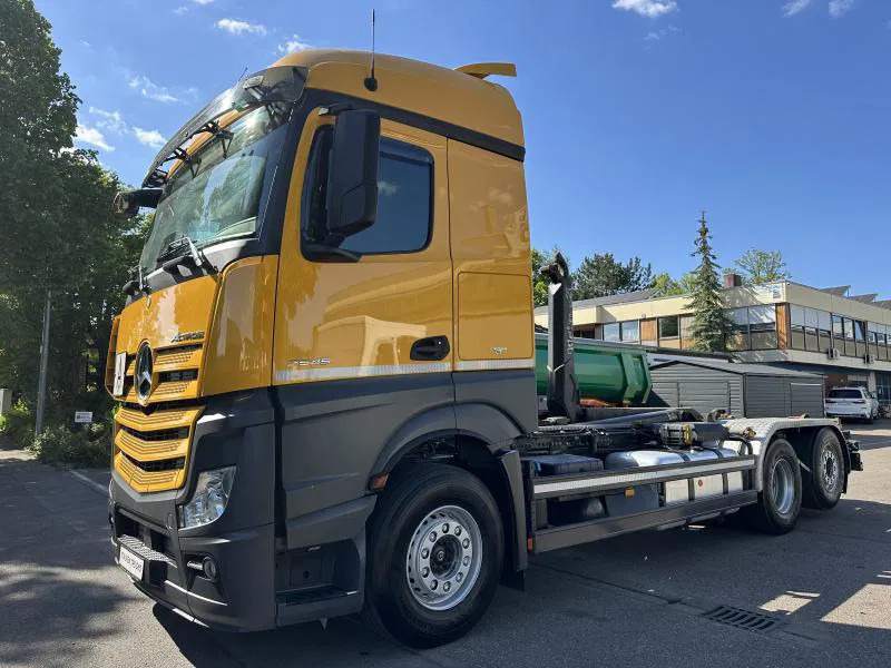Mercedes-Benz Actros 2645 6x2 ABROLLER Lenk/Lift MEILLER 2170 Intarder - Крюковой мультилифт: фото 1 Mercedes-Benz Actros 2645 6x2 ABROLLER Lenk/Lift MEILLER 2170 Intarder - Крюковой мультилифт: фото 1
