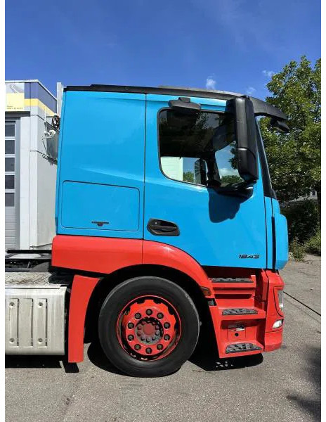 Mercedes-Benz Actros 1843 LS Autotransporter SZM EUROLOHR - Тягач: фото 5 Mercedes-Benz Actros 1843 LS Autotransporter SZM EUROLOHR - Тягач: фото 5