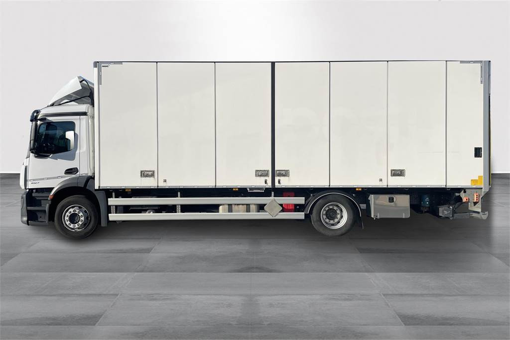 Mercedes-Benz Actros 1827L 4x2 FOKOR KSA JA PL - Грузовик с закрытым кузовом: фото 2 Mercedes-Benz Actros 1827L 4x2 FOKOR KSA JA PL - Грузовик с закрытым кузовом: фото 2