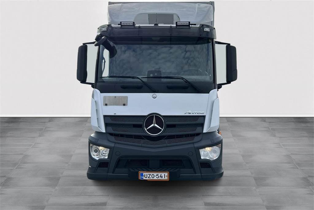 Mercedes-Benz Antos 1827 L/4x2 KSA-KORI+PL-NOSTIN - Изотермический грузовик: фото 2 Mercedes-Benz Antos 1827 L/4x2 KSA-KORI+PL-NOSTIN - Изотермический грузовик: фото 2