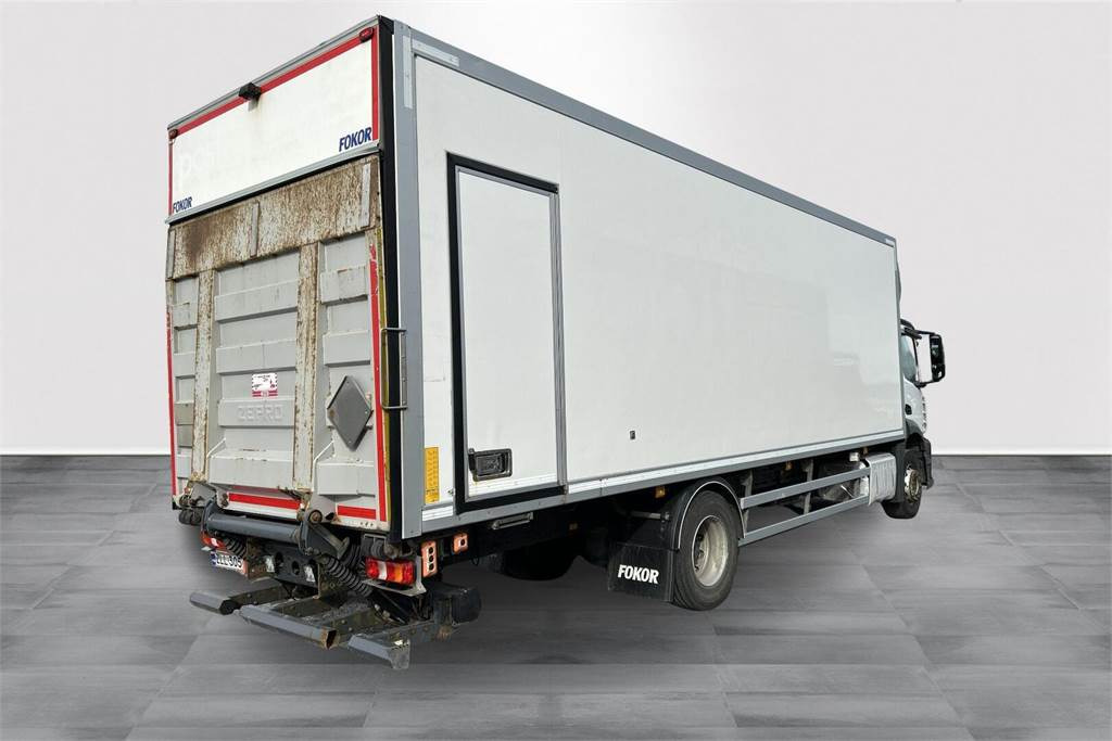 Mercedes-Benz Antos 1827 L/4x2 KSA-UMPIKORI+pL-NOSTIN - Грузовик с закрытым кузовом: фото 3 Mercedes-Benz Antos 1827 L/4x2 KSA-UMPIKORI+pL-NOSTIN - Грузовик с закрытым кузовом: фото 3
