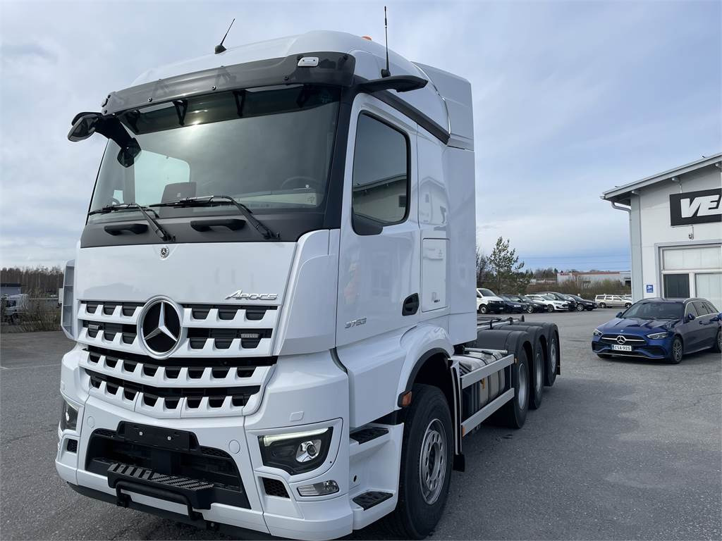 Mercedes-Benz Arocs 5 3753 L/NLA 8x4 - Крюковой мультилифт: фото 1 Mercedes-Benz Arocs 5 3753 L/NLA 8x4 - Крюковой мультилифт: фото 1