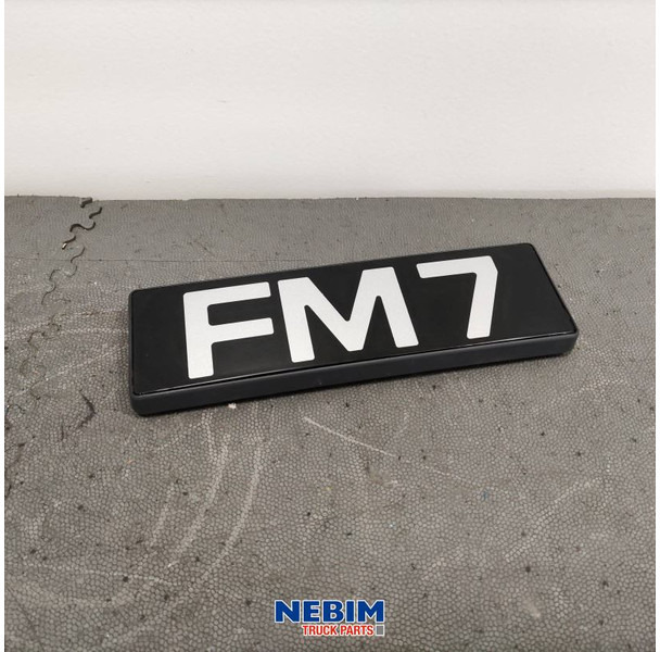 Volvo Volvo - 20360070 - Embleem FM7 - Запчасти для Грузовиков: фото 1 Volvo Volvo - 20360070 - Embleem FM7 - Запчасти для Грузовиков: фото 1