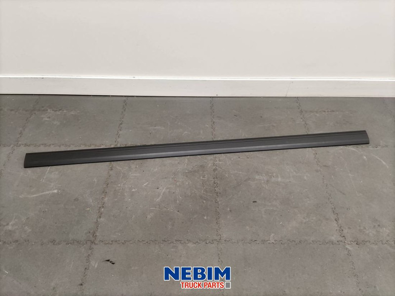 Volvo Volvo - 82639126 - Flap boven links 169cm - Запчасти для Грузовиков: фото 1 Volvo Volvo - 82639126 - Flap boven links 169cm - Запчасти для Грузовиков: фото 1