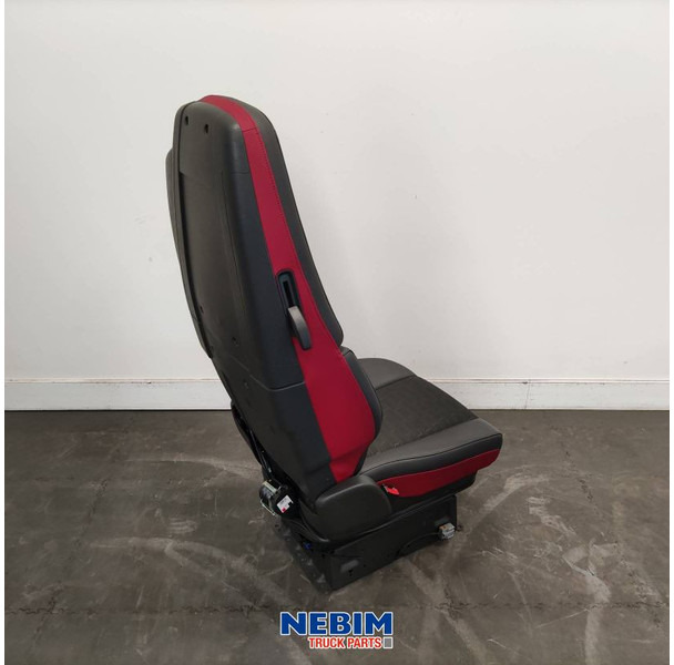 Volvo Volvo - 84165773 - Bestuurdersstoel FH4 - Запчасти для Грузовиков: фото 3 Volvo Volvo - 84165773 - Bestuurdersstoel FH4 - Запчасти для Грузовиков: фото 3