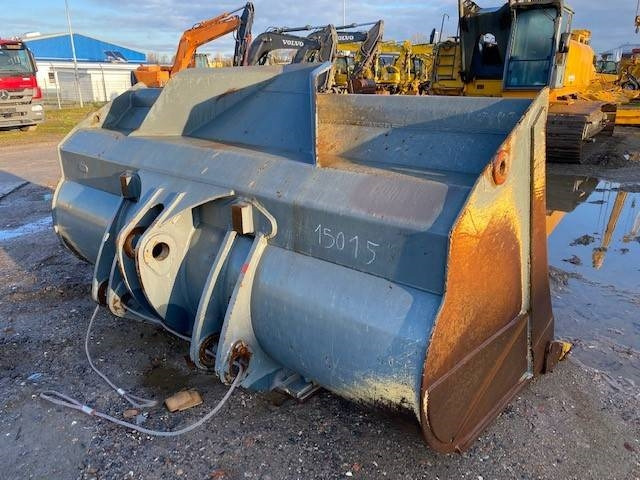 Liebherr (1884) L 586 Schaufel / bucket - Колёсный погрузчик: фото 1 Liebherr (1884) L 586 Schaufel / bucket - Колёсный погрузчик: фото 1