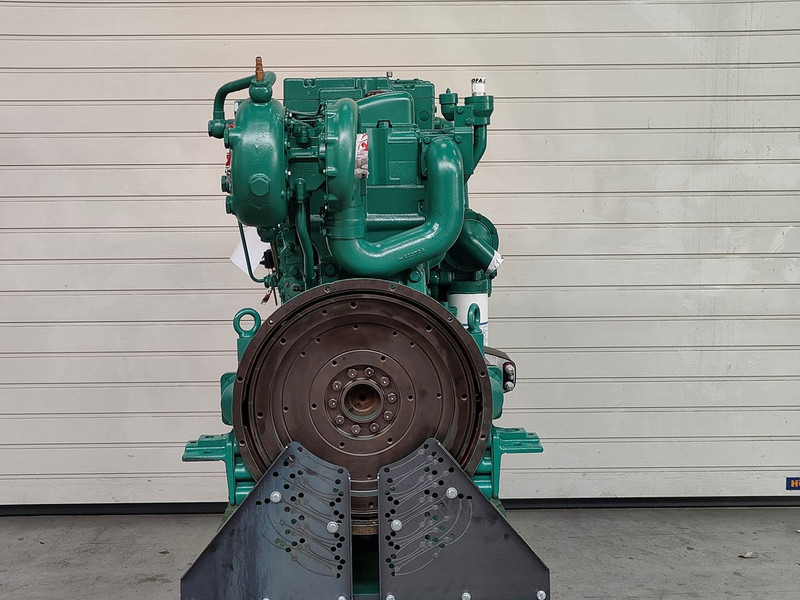Volvo PENTA MD120B RECONDITIONED - Строительная техника: фото 3 Volvo PENTA MD120B RECONDITIONED - Строительная техника: фото 3