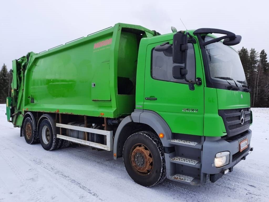 Mercedes-Benz Axor 2533 - Мусоровоз: фото 3 Mercedes-Benz Axor 2533 - Мусоровоз: фото 3