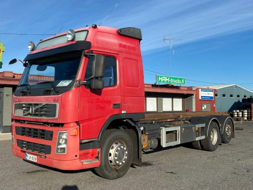 Volvo FM 13 440 - Грузовик-контейнеровоз/ Сменный кузов: фото 1 Volvo FM 13 440 - Грузовик-контейнеровоз/ Сменный кузов: фото 1