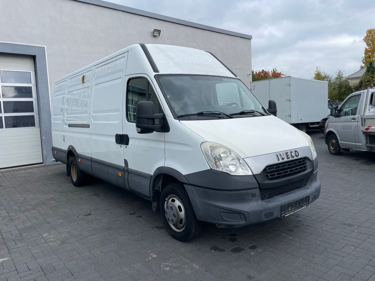 Iveco Daily 3.0 D 50C17, Klima, Maxi - Цельнометаллический фургон: фото 1 Iveco Daily 3.0 D 50C17, Klima, Maxi - Цельнометаллический фургон: фото 1