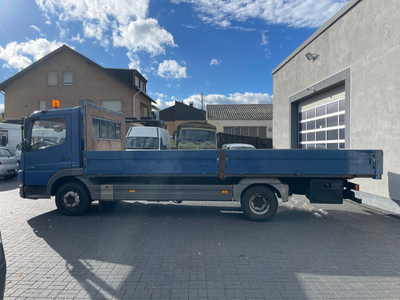 Mercedes-Benz Atego 818 Pritsche Euro 5 в лизинг Mercedes-Benz Atego 818 Pritsche Euro 5: фото 7 Mercedes-Benz Atego 818 Pritsche Euro 5 в лизинг Mercedes-Benz Atego 818 Pritsche Euro 5: фото 7