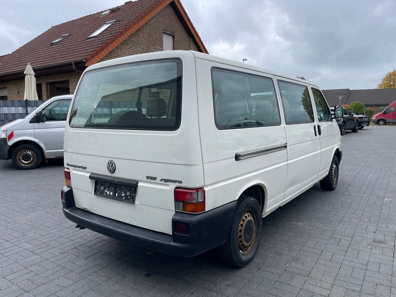 Volkswagen T4 Caravelle 2,5 TDI 75kW syncro lang, 9-Sitzer - Пассажирский фургон: фото 2 Volkswagen T4 Caravelle 2,5 TDI 75kW syncro lang, 9-Sitzer - Пассажирский фургон: фото 2