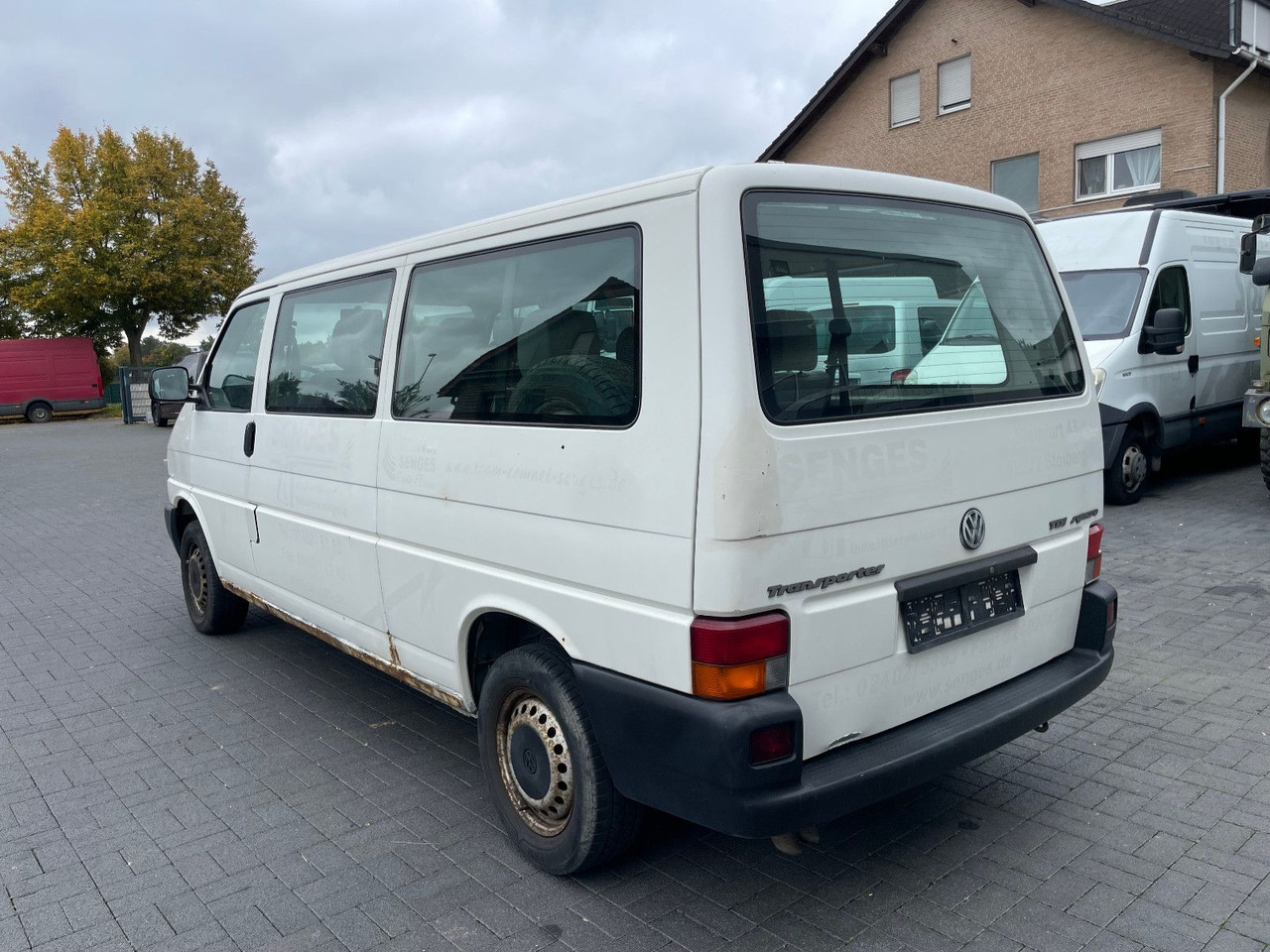 Volkswagen T4 Caravelle 2,5 TDI 75kW syncro lang, 9-Sitzer - Пассажирский фургон: фото 4 Volkswagen T4 Caravelle 2,5 TDI 75kW syncro lang, 9-Sitzer - Пассажирский фургон: фото 4