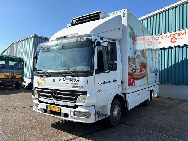 Mercedes-Benz Atego 816 L 4x2 ORIGINAL DUTCH COOLER TRUCK WITH CARRIER XARIOS 600D/E (MANUAL GEARBOX / AIRCONDITIONING / 2.000 KG. TAILLIFT) - Рефрижератор: фото 1 Mercedes-Benz Atego 816 L 4x2 ORIGINAL DUTCH COOLER TRUCK WITH CARRIER XARIOS 600D/E (MANUAL GEARBOX / AIRCONDITIONING / 2.000 KG. TAILLIFT) - Рефрижератор: фото 1