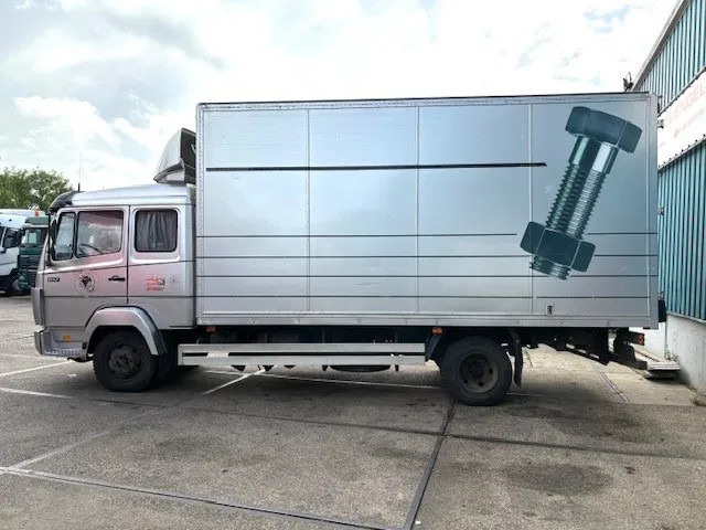 Mercedes-Benz LK 817 (6-CILINDER) ORIGINAL DUTCH TRUCK WITH CLOSED BOX (MANUAL GEARBOX / FULL STEEL SUSPENSION) - Грузовик с закрытым кузовом: фото 5 Mercedes-Benz LK 817 (6-CILINDER) ORIGINAL DUTCH TRUCK WITH CLOSED BOX (MANUAL GEARBOX / FULL STEEL SUSPENSION) - Грузовик с закрытым кузовом: фото 5