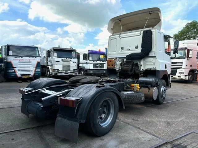 DAF 85.400 ATI SLEEPERCAB (EURO 2 / ZF16 MANUAL GEARBOX / ZF-INTARDER) - Тягач: фото 3 DAF 85.400 ATI SLEEPERCAB (EURO 2 / ZF16 MANUAL GEARBOX / ZF-INTARDER) - Тягач: фото 3