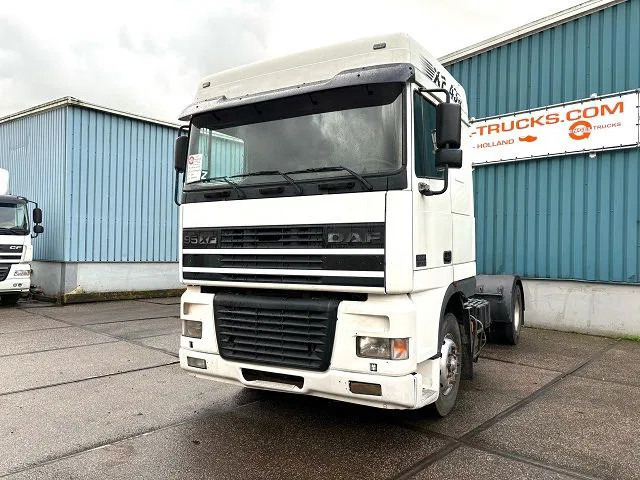 DAF 95.430 XF SPACECAB (EURO 3 / ZF16 MANUAL GEARBOX / ZF-INTARDER / AIRCONDITIONING) - Тягач: фото 1 DAF 95.430 XF SPACECAB (EURO 3 / ZF16 MANUAL GEARBOX / ZF-INTARDER / AIRCONDITIONING) - Тягач: фото 1
