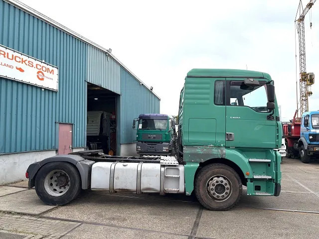 MAN TGA 18.460 FLT XL (6-CILINDER HEADS / ZF16 MANUAL GEARBOX / ZF-INTARDER / AIRCONDITIONING) - Тягач: фото 4 MAN TGA 18.460 FLT XL (6-CILINDER HEADS / ZF16 MANUAL GEARBOX / ZF-INTARDER / AIRCONDITIONING) - Тягач: фото 4