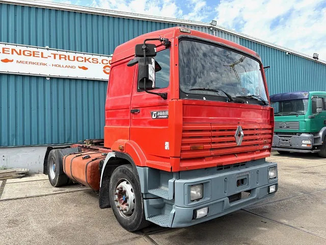 Renault G340 Manager 4x2 TRACTOR (MECHANICAL PUMP & INJECTORS / ZF MANUAL GEARBOX / REDUCTIONS AXLE) - Тягач: фото 2 Renault G340 Manager 4x2 TRACTOR (MECHANICAL PUMP & INJECTORS / ZF MANUAL GEARBOX / REDUCTIONS AXLE) - Тягач: фото 2