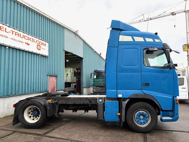 Volvo FH 400 GLOBETROTTER (VIN: 7B446149 / I-SHIFT / ADR-VLG / AIRCONDITIONING / COMPLETE SPOILERSET ON CABIN) - Тягач: фото 4 Volvo FH 400 GLOBETROTTER (VIN: 7B446149 / I-SHIFT / ADR-VLG / AIRCONDITIONING / COMPLETE SPOILERSET ON CABIN) - Тягач: фото 4