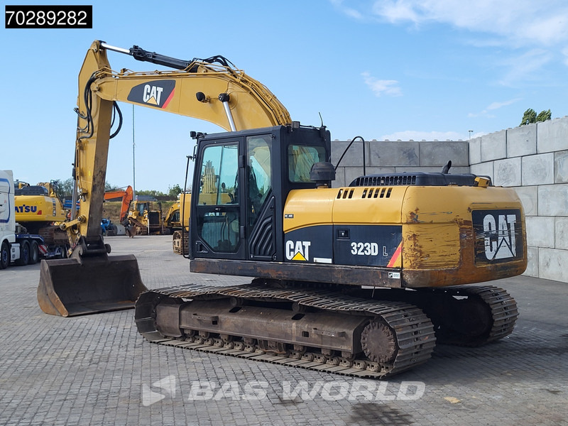 Caterpillar 323 D L - Гусеничный экскаватор: фото 2 Caterpillar 323 D L - Гусеничный экскаватор: фото 2