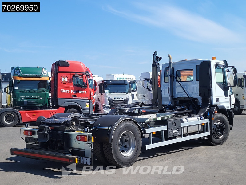 Iveco Eurocargo 180E320 4X2 NEW! 14tons Hiab Multilift ULT14S51 ACC Euro 6 - Крюковой мультилифт: фото 5 Iveco Eurocargo 180E320 4X2 NEW! 14tons Hiab Multilift ULT14S51 ACC Euro 6 - Крюковой мультилифт: фото 5