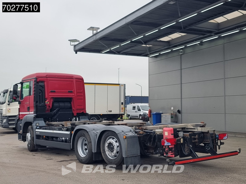 MAN TGS 26.320 6X2 BDF ADR Lift+lenkasche Automatic Euro 6 - Грузовик-контейнеровоз/ Сменный кузов: фото 2 MAN TGS 26.320 6X2 BDF ADR Lift+lenkasche Automatic Euro 6 - Грузовик-контейнеровоз/ Сменный кузов: фото 2