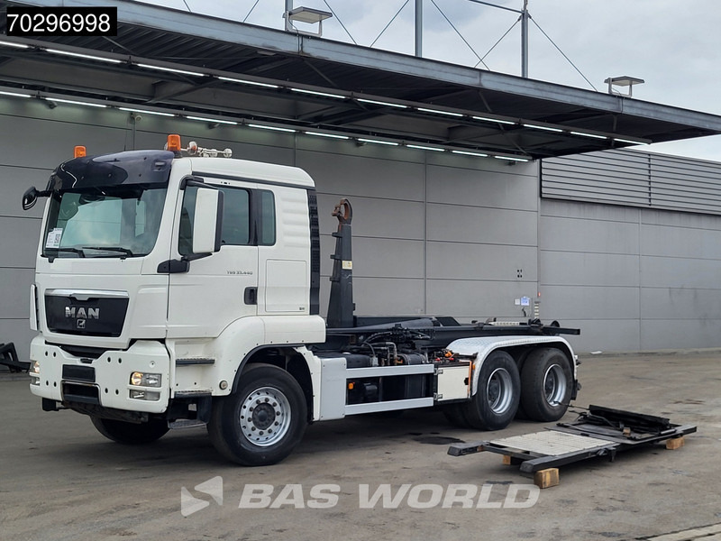 MAN TGS 33.440 6X4 25Ton AJK NHS25-5930 hooklift with 5th wheel Wechselsystem Manual Big-Axle Euro 5 - Крюковой мультилифт: фото 1 MAN TGS 33.440 6X4 25Ton AJK NHS25-5930 hooklift with 5th wheel Wechselsystem Manual Big-Axle Euro 5 - Крюковой мультилифт: фото 1