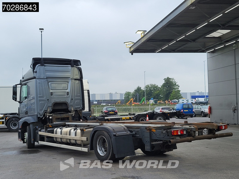 Mercedes-Benz Actros 1843 4X2 BDF 2xTanks Automatic Euro 6 - Грузовик-контейнеровоз/ Сменный кузов: фото 2 Mercedes-Benz Actros 1843 4X2 BDF 2xTanks Automatic Euro 6 - Грузовик-контейнеровоз/ Сменный кузов: фото 2