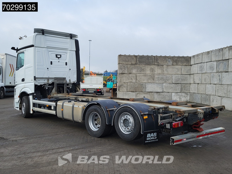 Mercedes-Benz Actros 2553 Actros 6X2 Full Air Retarder Lift Axle Euro 6 - Грузовик-контейнеровоз/ Сменный кузов: фото 2 Mercedes-Benz Actros 2553 Actros 6X2 Full Air Retarder Lift Axle Euro 6 - Грузовик-контейнеровоз/ Сменный кузов: фото 2