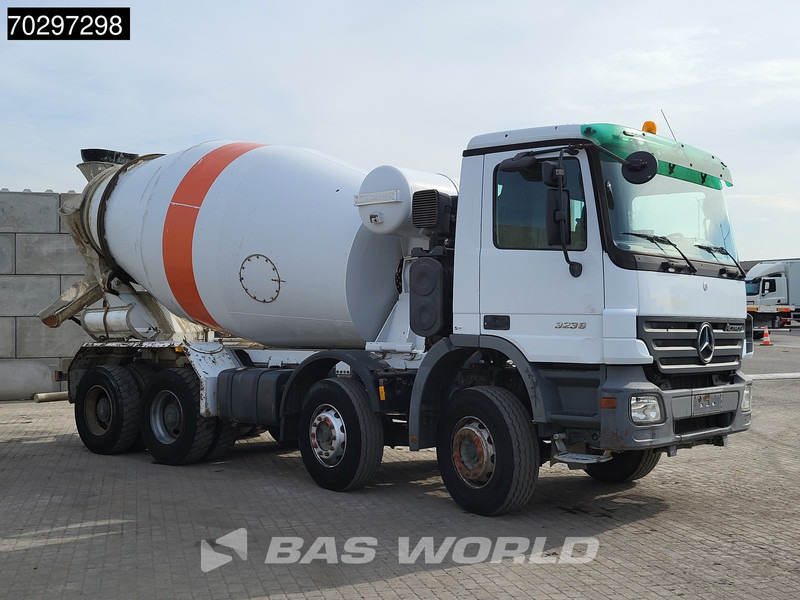 Mercedes-Benz Actros 3236 8X4 9m3 Liebherr 3-Pedals Steelsuspension Big-Axle Euro 3 - Автобетоносмеситель: фото 3 Mercedes-Benz Actros 3236 8X4 9m3 Liebherr 3-Pedals Steelsuspension Big-Axle Euro 3 - Автобетоносмеситель: фото 3