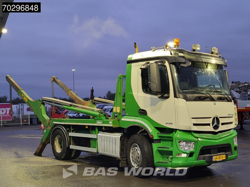 Mercedes-Benz Antos 2135 4X2 NL-Truck HYVA NG 2014-TA-XL Automatic Euro 6 - Портальный бункеровоз: фото 3 Mercedes-Benz Antos 2135 4X2 NL-Truck HYVA NG 2014-TA-XL Automatic Euro 6 - Портальный бункеровоз: фото 3