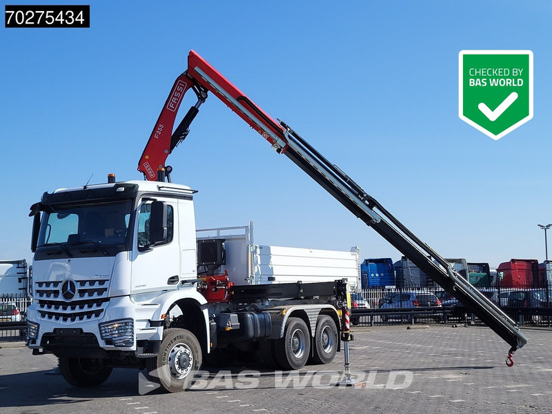 Mercedes-Benz Arocs 3348 6X6 Fassi F255A.2.24 xe-dynamic Kran Dreiseitenkipper Navi Euro 6 - Самосвал, Автоманипулятор: фото 1 Mercedes-Benz Arocs 3348 6X6 Fassi F255A.2.24 xe-dynamic Kran Dreiseitenkipper Navi Euro 6 - Самосвал, Автоманипулятор: фото 1