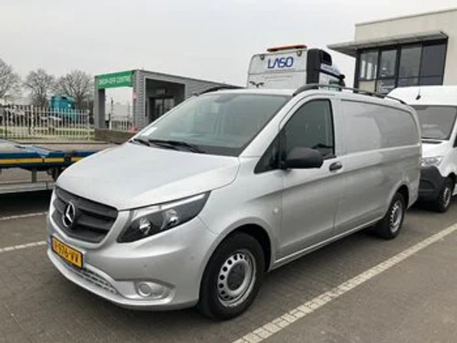 Mercedes-Benz Arocs 4843 8X4 NEW chassis RHD! Steel suspension Automatic Euro 6 - Грузовик-шасси: фото 1 Mercedes-Benz Arocs 4843 8X4 NEW chassis RHD! Steel suspension Automatic Euro 6 - Грузовик-шасси: фото 1