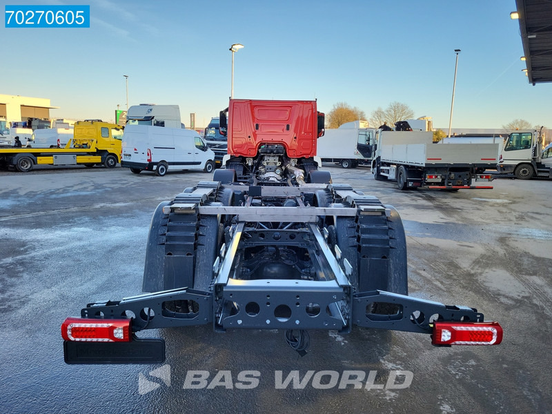 Mercedes-Benz Arocs 4843 8X4 NEW chassis RHD! Steel suspension Automatic Euro 6 - Грузовик-шасси: фото 3 Mercedes-Benz Arocs 4843 8X4 NEW chassis RHD! Steel suspension Automatic Euro 6 - Грузовик-шасси: фото 3