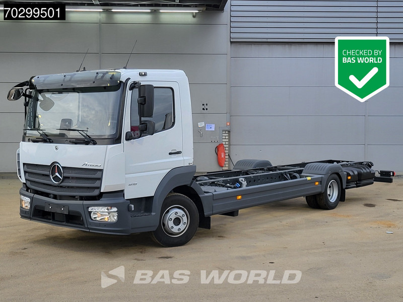 Mercedes-Benz Atego 816 Atego 4X2 LIKE NEW 8tons chassis Automatic PTO Euro 6 - Грузовик-шасси: фото 1 Mercedes-Benz Atego 816 Atego 4X2 LIKE NEW 8tons chassis Automatic PTO Euro 6 - Грузовик-шасси: фото 1