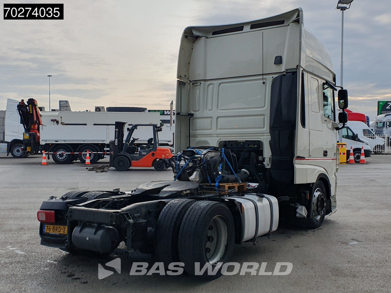 DAF XF 480 XF 4X2 DAMAGED! NL-Truck Mega Retarder 2X Tanks ACC Standklima Euro 6 - Тягач: фото 5 DAF XF 480 XF 4X2 DAMAGED! NL-Truck Mega Retarder 2X Tanks ACC Standklima Euro 6 - Тягач: фото 5