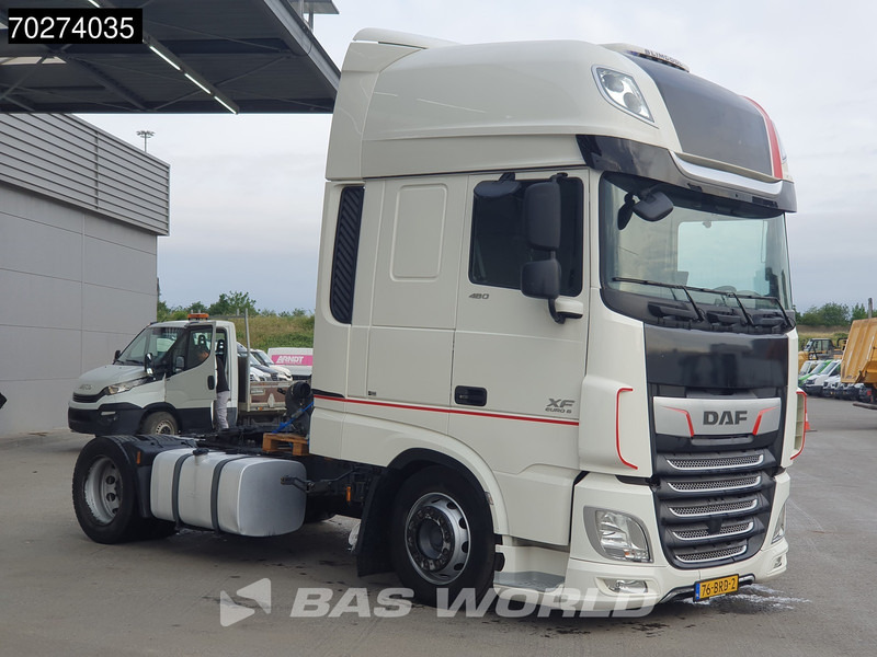 DAF XF 480 XF 4X2 DAMAGED! NL-Truck Mega Retarder 2X Tanks ACC Standklima Euro 6 - Тягач: фото 3 DAF XF 480 XF 4X2 DAMAGED! NL-Truck Mega Retarder 2X Tanks ACC Standklima Euro 6 - Тягач: фото 3