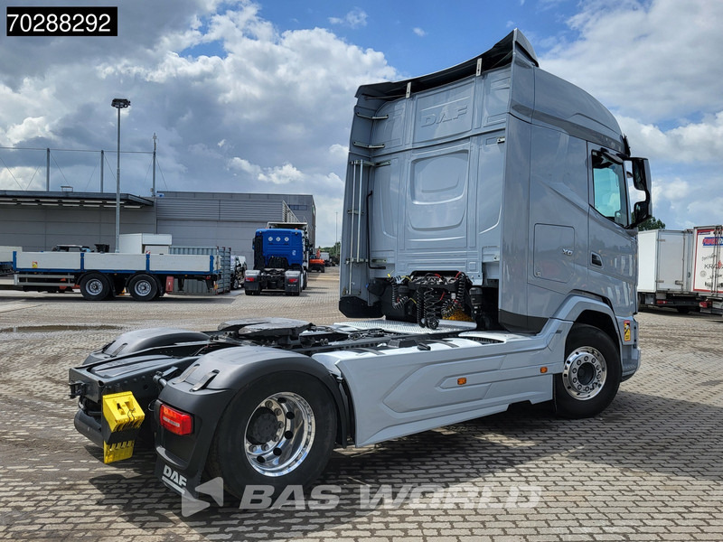 Тягач DAF XF 530 4X2 Retarder 2xTanks Standklima LED Euro 6: фото 5
