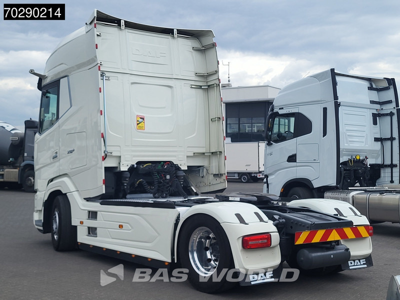 DAF XG+ 530 4X2 Retarder 2x Tanks Standklima Leather Alcoa's - Тягач: фото 2 DAF XG+ 530 4X2 Retarder 2x Tanks Standklima Leather Alcoa's - Тягач: фото 2