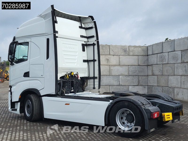 Iveco S-Way 490 4X2 Retarder Standklima 2xTanks Navi - Тягач: фото 2 Iveco S-Way 490 4X2 Retarder Standklima 2xTanks Navi - Тягач: фото 2