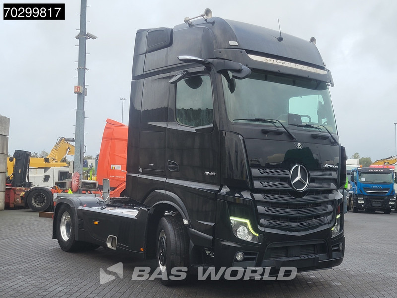Mercedes-Benz Actros 1845 4X2 GigaSpace Retarder 2xTanks Alcoa's Standairco Navi ACC Euro 6 - Тягач: фото 3 Mercedes-Benz Actros 1845 4X2 GigaSpace Retarder 2xTanks Alcoa's Standairco Navi ACC Euro 6 - Тягач: фото 3