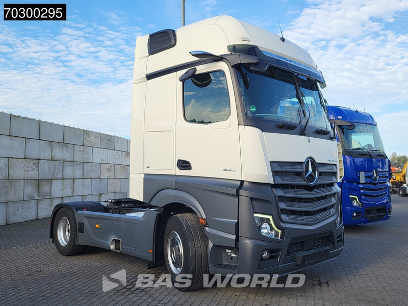 Mercedes-Benz Actros 1845 4X2 GigaSpace Retarder MirrorCam Navi Euro 6 - Тягач: фото 3 Mercedes-Benz Actros 1845 4X2 GigaSpace Retarder MirrorCam Navi Euro 6 - Тягач: фото 3