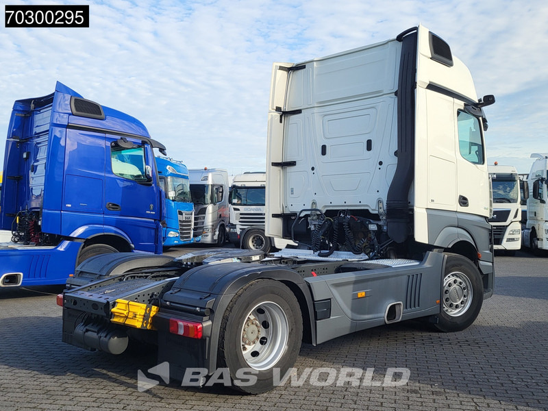 Mercedes-Benz Actros 1845 4X2 GigaSpace Retarder MirrorCam Navi Euro 6 - Тягач: фото 5 Mercedes-Benz Actros 1845 4X2 GigaSpace Retarder MirrorCam Navi Euro 6 - Тягач: фото 5