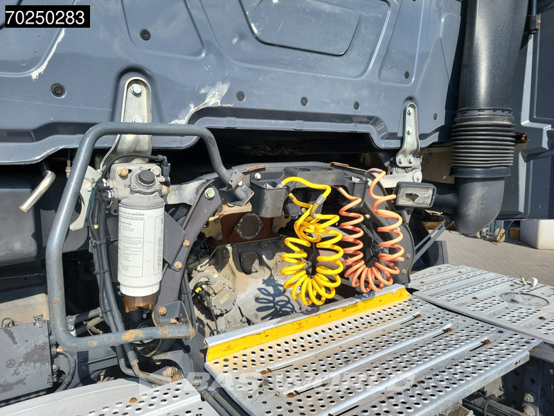 Mercedes-Benz Actros 1845 4X2 StreamSpace 2x Tanks - Тягач: фото 5 Mercedes-Benz Actros 1845 4X2 StreamSpace 2x Tanks - Тягач: фото 5