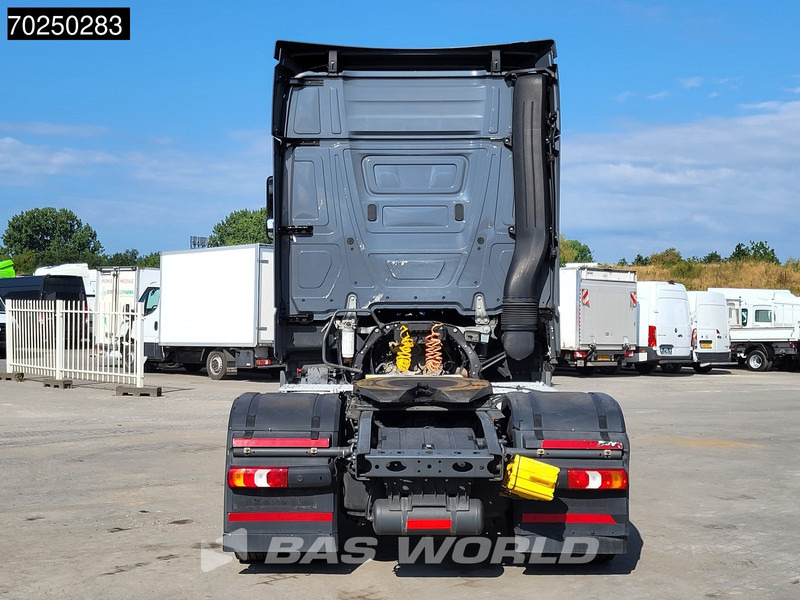 Mercedes-Benz Actros 1845 4X2 StreamSpace 2x Tanks - Тягач: фото 3 Mercedes-Benz Actros 1845 4X2 StreamSpace 2x Tanks - Тягач: фото 3