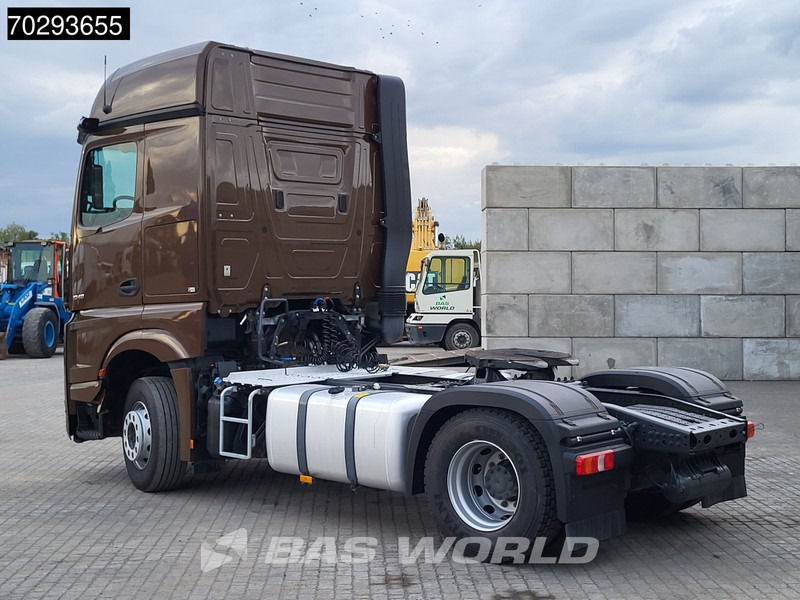 Mercedes-Benz Actros 1848 4X2 BigSpace Retarder 2x Tanks ACC Standklima MirrorCam Euro 6 - Тягач: фото 2 Mercedes-Benz Actros 1848 4X2 BigSpace Retarder 2x Tanks ACC Standklima MirrorCam Euro 6 - Тягач: фото 2
