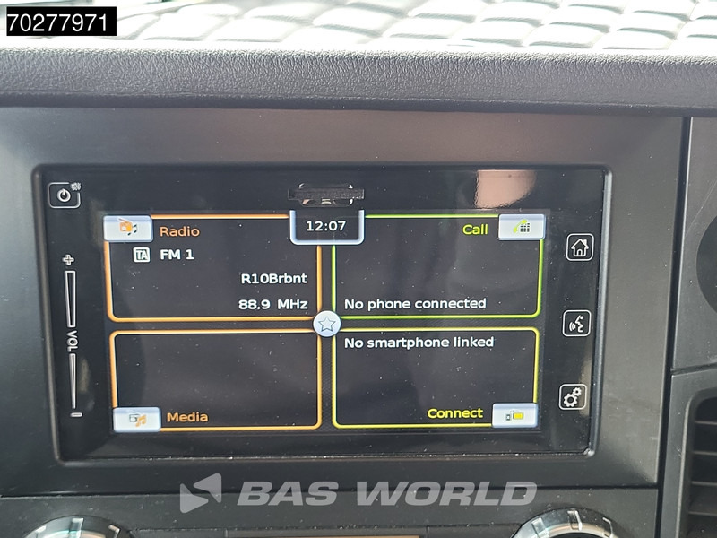 Тягач Mercedes-Benz Actros 1851 Actros 4X2 BigSpace 2x Tanks: фото 20 Тягач Mercedes-Benz Actros 1851 Actros 4X2 BigSpace 2x Tanks: фото 20